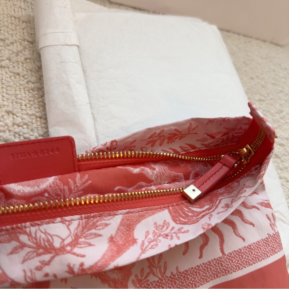 Dioriviera DiorTravel Zipped Pouch Clutch Makeup Bag | Orange / Peach / Coral - Picture 5 of 15